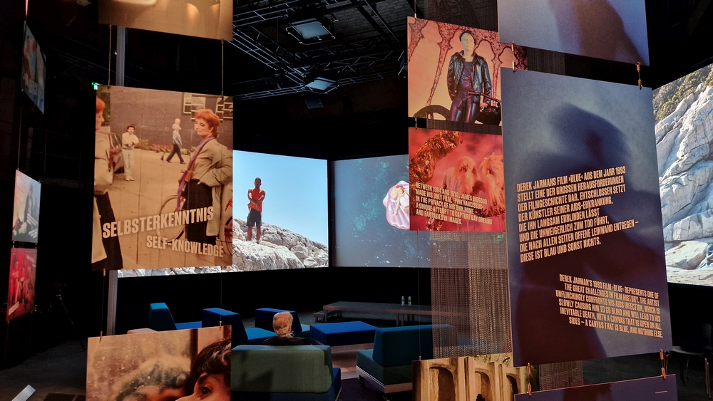 Ausstellungsansicht „Inventing Queer Cinema“ © Henning Koch