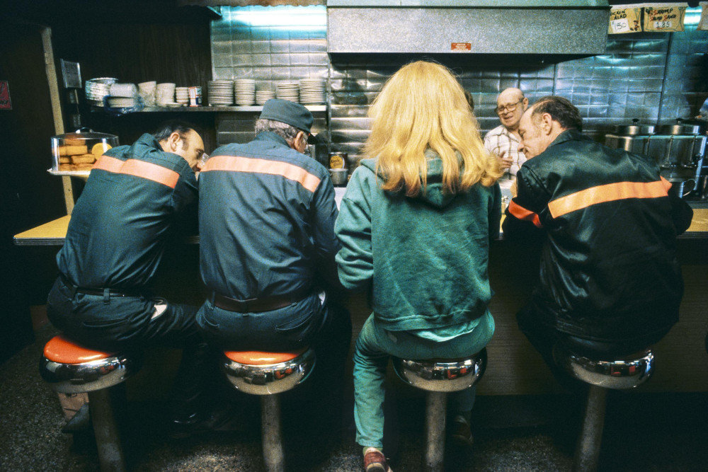 MAINTENANCE ARTIST © Toby Perl FreilicH, Framework Films